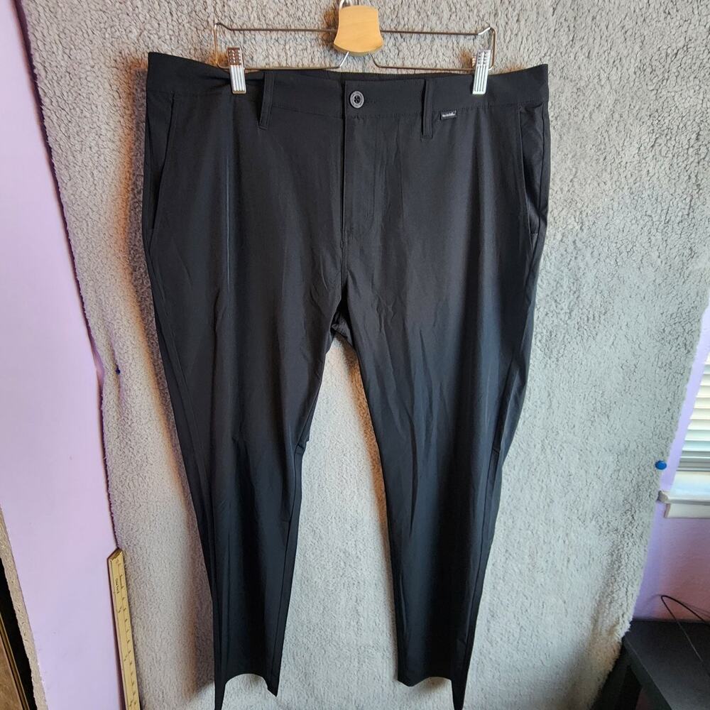 TravisMathew Majestic X Players Men's Golf Pants Size 40 Polyester Spandex NWT